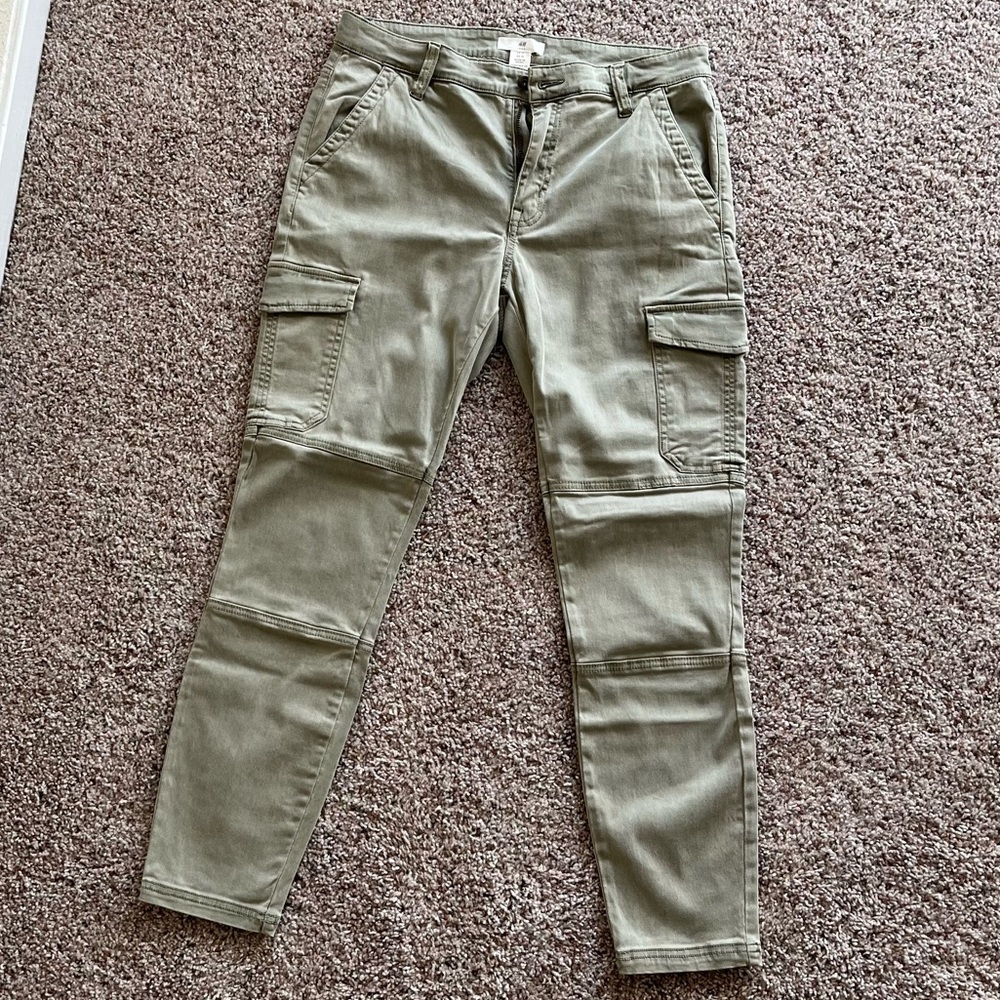 H&M L.O.G.G Slim Fit Cargo Pants Size 10